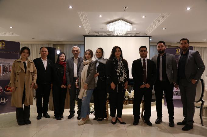 पूर्ण स्वचालित पीएलसी रेत कोर शूट मशीन 5