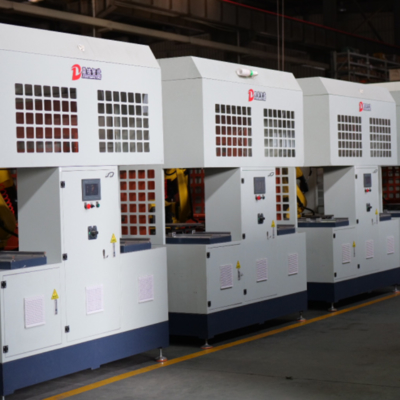 खरीदें ABB Robotic Arm Automatic Grinding Polishing Machine for Metal Castings ऑनलाइन निर्माण