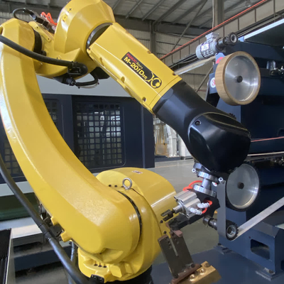 धातु चमकाने के लिए 380V FANUC रोबोट पीसने और चमकाने की मशीन